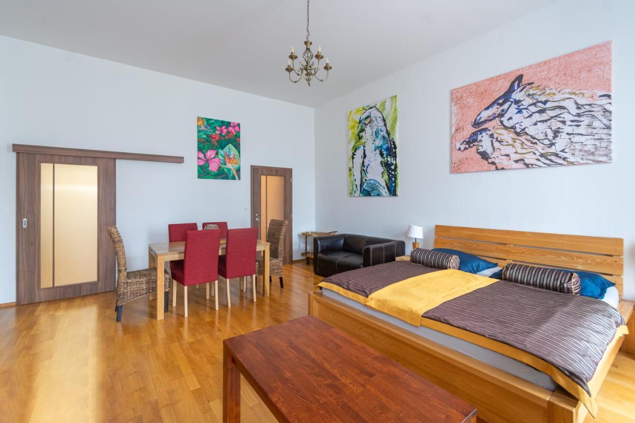 Apartment Sirius D In Center Of Cb. Ceske Budejovice Esterno foto